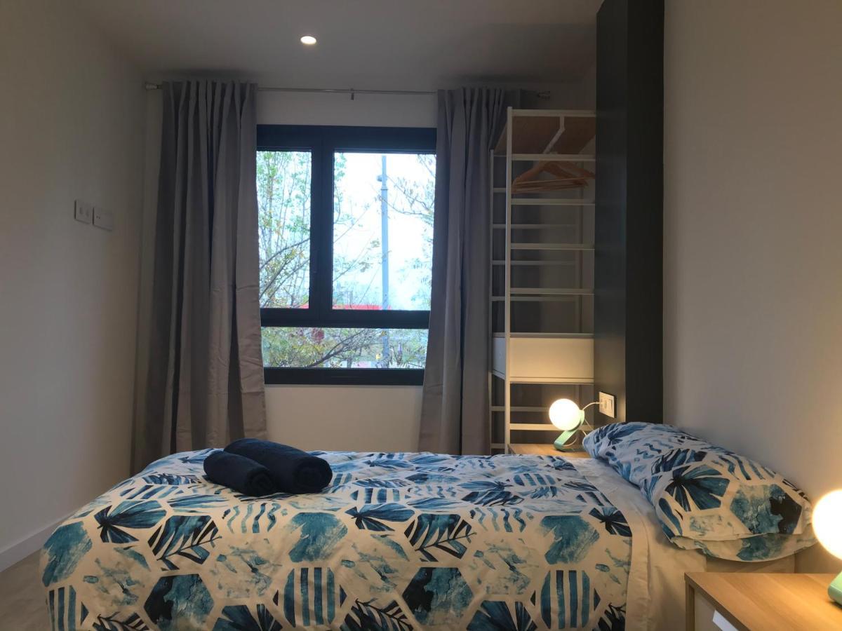 Llull Home Sant Adria de Besos Eksteriør bilde